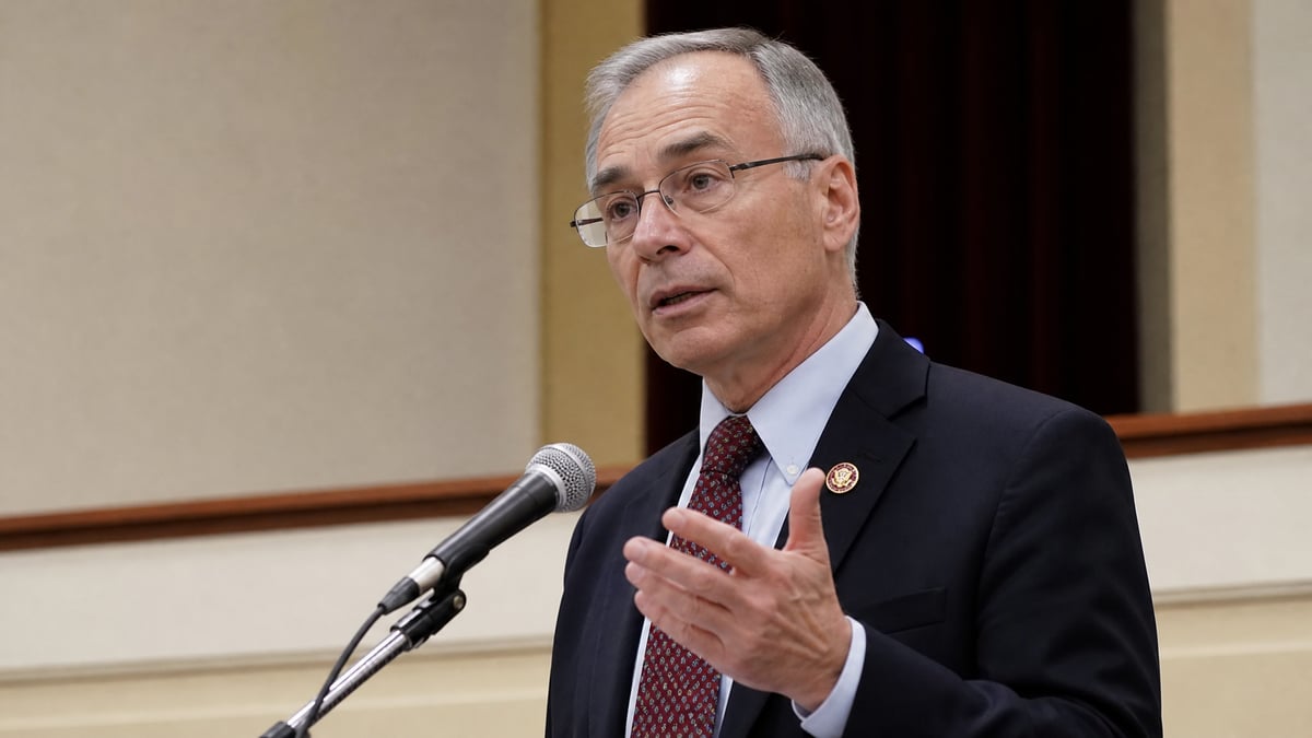 Andy Harris Spars With Crowd and Reporters as Diesel Prices Dominate Maryland Debate
