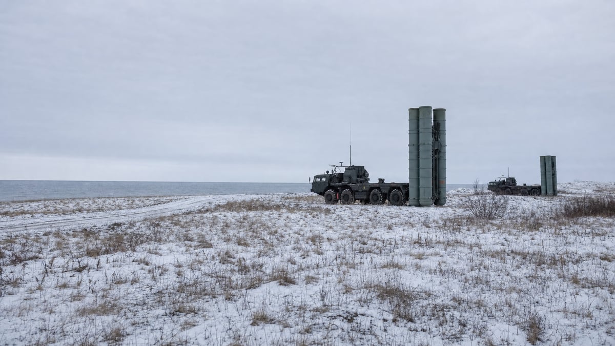 Russia Warns NATO It Will Go Nuclear to Defend Kaliningrad