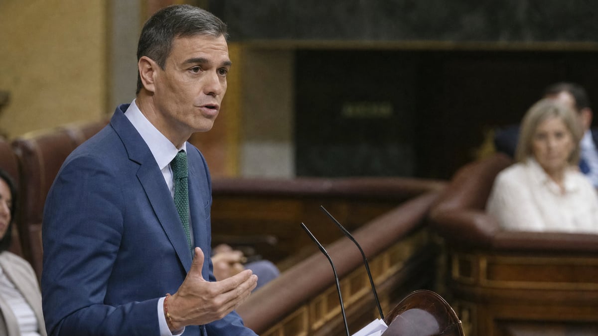 Spain's Sanchez Dealt Crushing Defeat as Parliament Rejects Housing Decrees